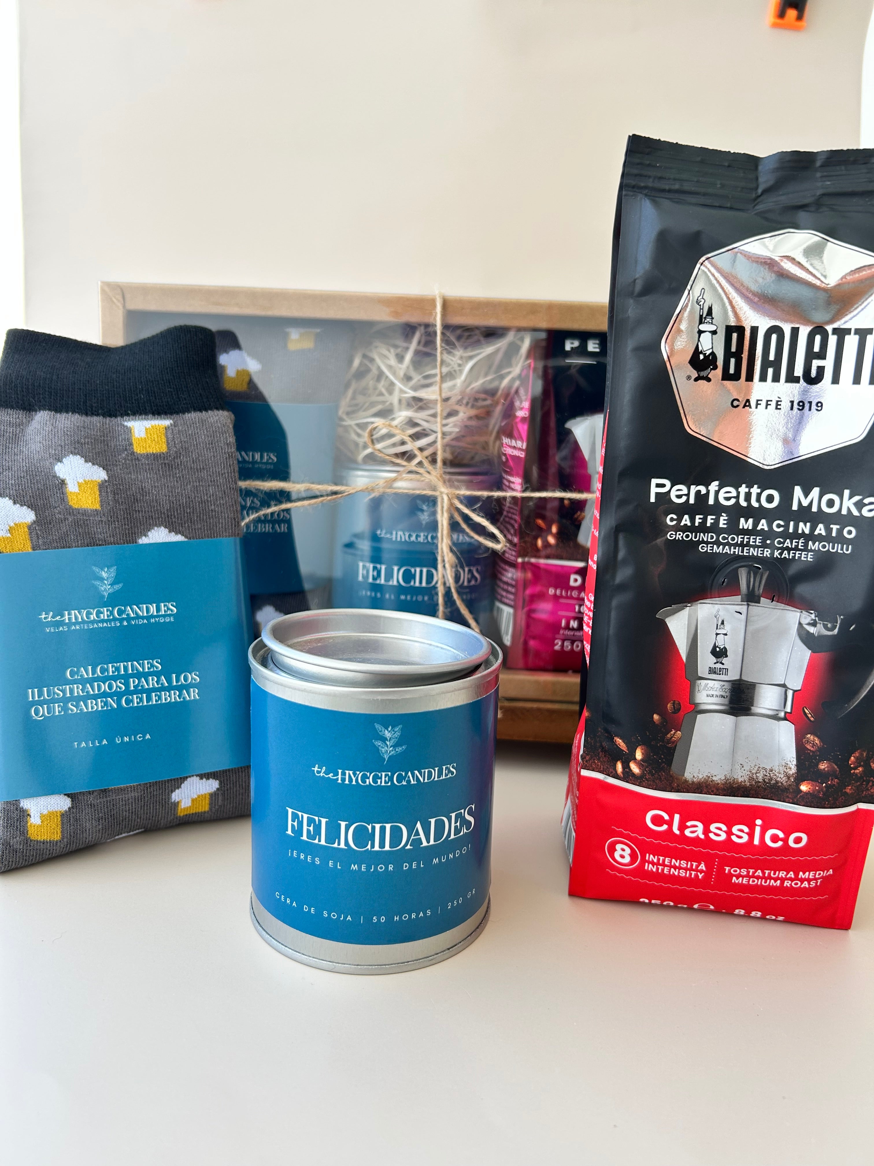 PACK REGALO - Para él con vela aromática The Hygge Candles