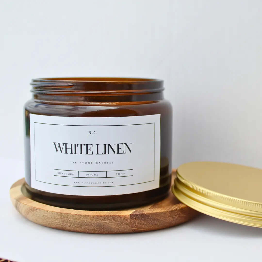 N.4 WHITE LINEN The Hygge Candles