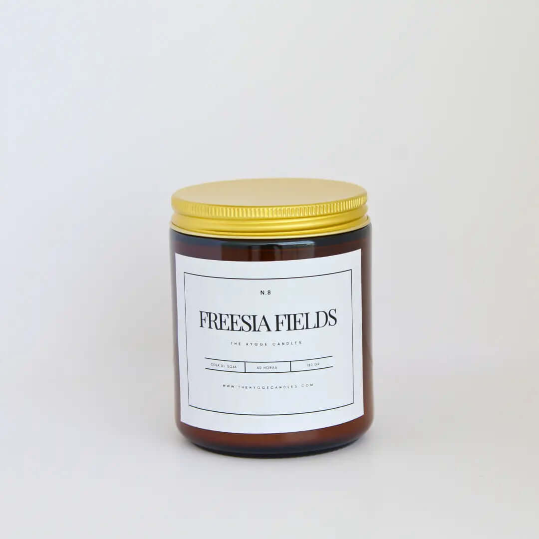 N.8 FREESIA FIELDS The Hygge Candles